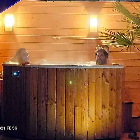 Wellnesshof Mueller Vorderburg Hotel 3*
